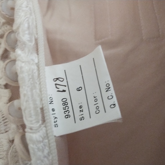 wedding dress - Picture 4 of 5